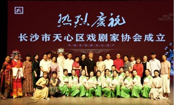 戏剧4.jpg